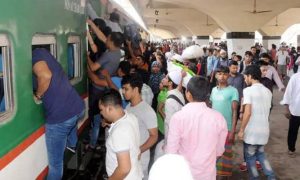 ঈদে ট্রেনযাত্রার অগ্রিম টিকিট বিক্রি শুরু ৩ মার্চ