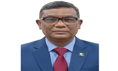 এ কেএম, মঈনুল হক