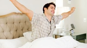 সকালে ঘুম থেকে উঠেই প্রথম ৩০ মিনিট যা করবেন