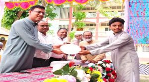 হাতীবান্ধায় ভবানীপুর ছেফাতিয়া কামিল মাদ্রাসায় নবীন বরণ ও বিদায় সংবর্ধনা অনুষ্ঠিত