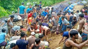 উখিয়ায় পাহাড়ধসের ভয়াবহতা, নিহত ৮, উদ্ধার ১৪