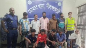 ডোমার থানার বিশেষ অভিযানে মাদক মামলার ১০ জন আসামী গ্রেফতার