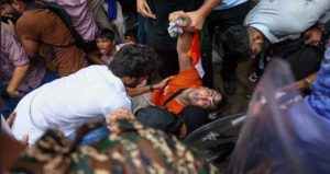 দিল্লিতে বিক্ষোভ দমনে ইন্টারনেট বন্ধ, পুলিশের সঙ্গে ধাওয়া-পাল্টা ধাওয়া