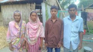 ডোমার গোমনাতীতে শত্রুতার জেরধরে বাড়ীতে আগুন দেয়ার অভিযোগ