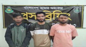 লালমনিরহাটে এসআরবি-১৩-এর মাদকবিরোধী অভিযান, এসকাফ সিরাপসহ গ্রেফতার ৬